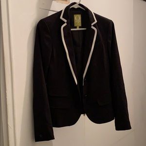 QMack Black Blazer Size 6 - Preowned
